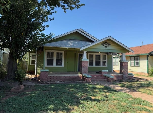 711 E Walnut Street, Altus, OK 73521