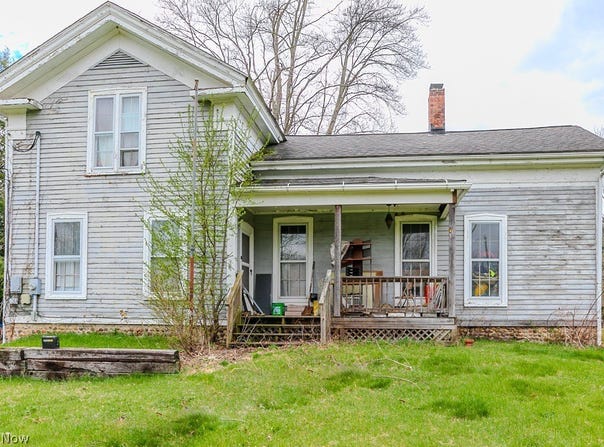 2242 Dock Road, Madison, OH 44057