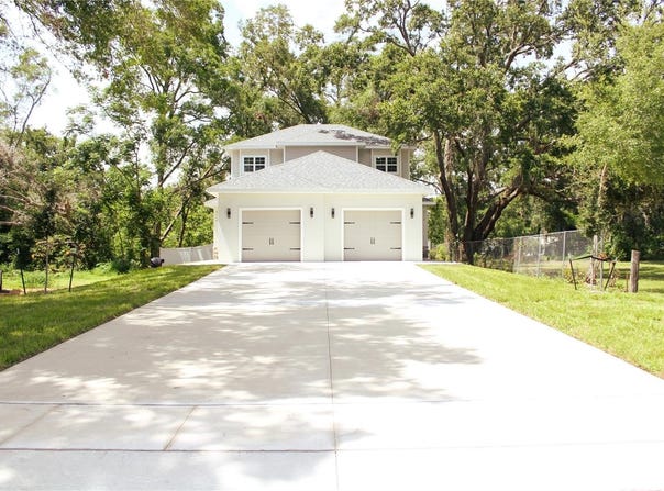 2114 WAITMAN, LEESBURG, FL 34748