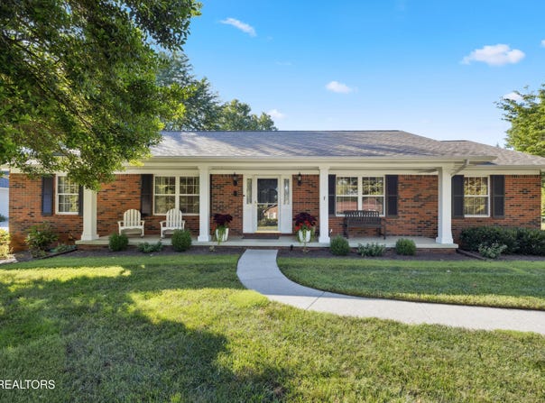 12644 Pony Express Drive, Knoxville, TN 37934