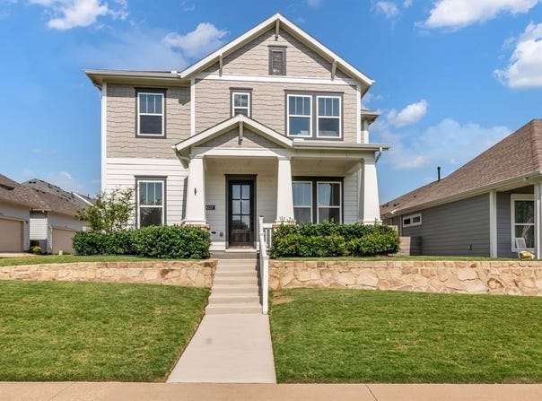 6137 Marquita Mews, North Richland Hills, TX 76180