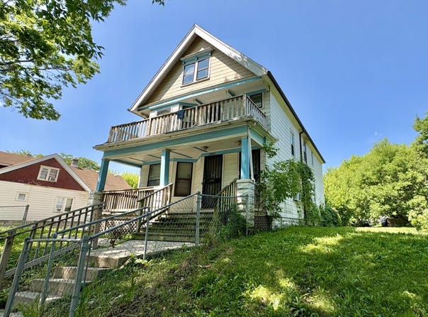 2857 N 34th St, Milwaukee, WI 53210