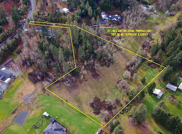 284 Rockinghorse Drive, Grants Pass, OR 97527