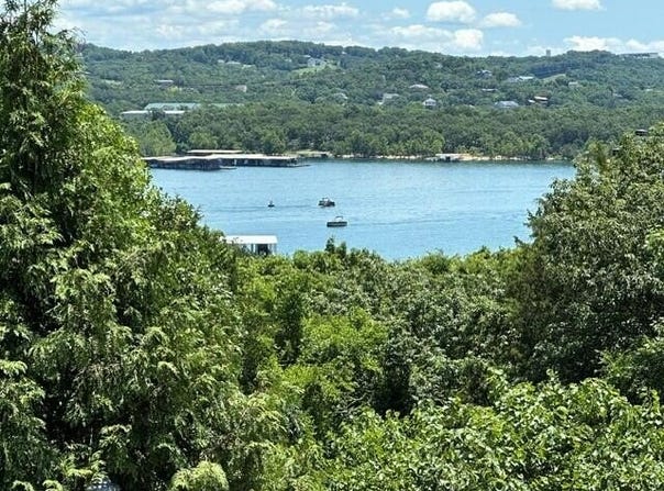 24 Village Trail, Branson, MO 65616