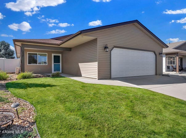 13527 N GRAND CANYON ST, Rathdrum, ID 83858