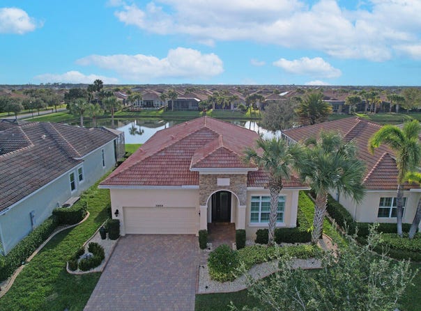 10464 SW Visconti Way, Port Saint Lucie, FL 34986