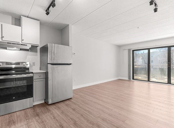 881 Broadway, Everett, MA 02149