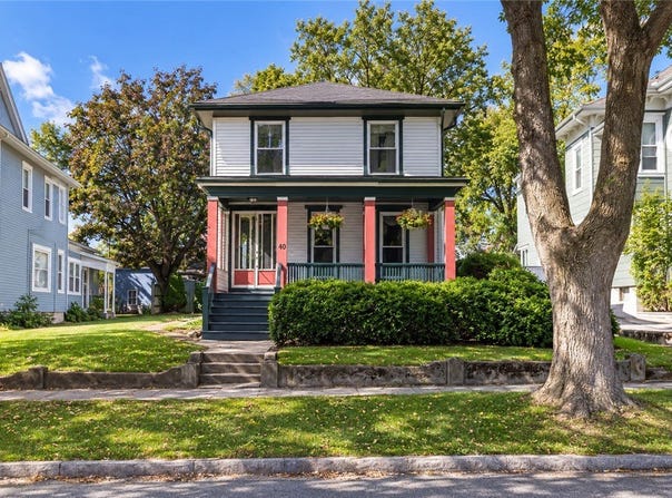 40 W Gibson Street, Canandaigua, NY 14424