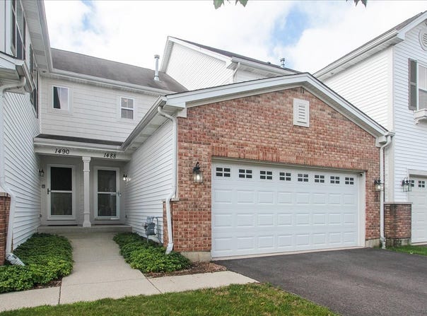 1488 YOSEMITE Circle, Crystal Lake, IL 60014