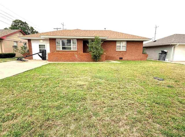 2919 NW Euclid Ave, Lawton, OK 73538