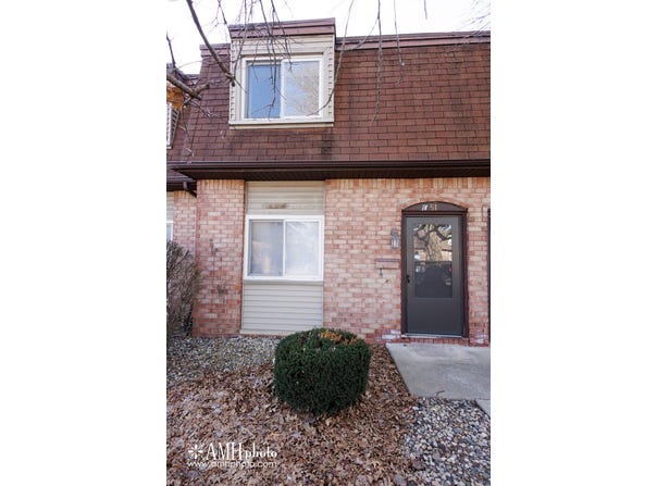 1119 S Curtis Avenue, Kankakee, IL 60901