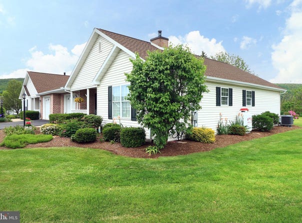 128 PENNS COURT, CENTRE HALL, PA 16828