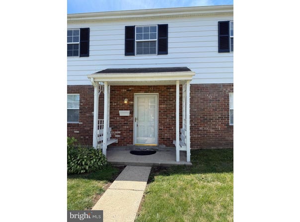 218 LEXINGTON Road, SCHWENKSVILLE, PA 19473