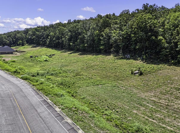E Holloway B2 Lot 13, Morrilton, AR 72110