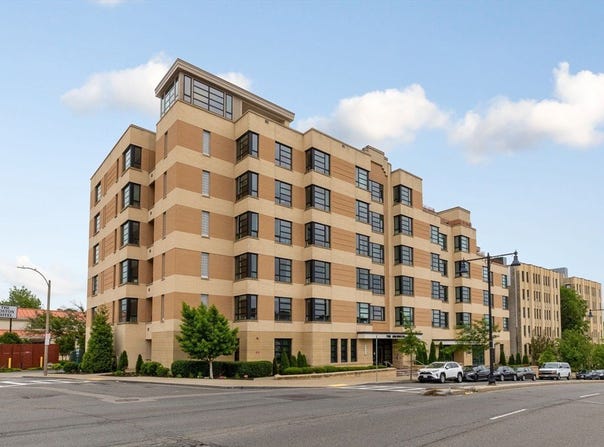 1650 Commonwealth Ave, Boston, MA 02135