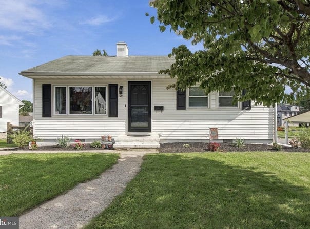 29 HAIN AVE, WERNERSVILLE, PA 19565
