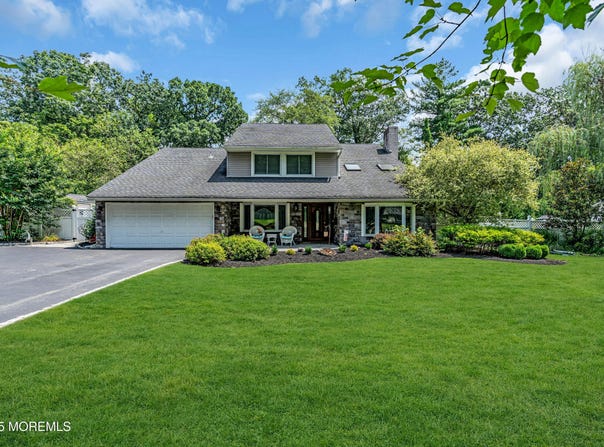 154 Tilton Drive, Freehold, NJ 07728
