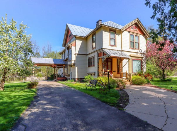 E3192 APPLE TREE Lane, WAUPACA, WI 54981