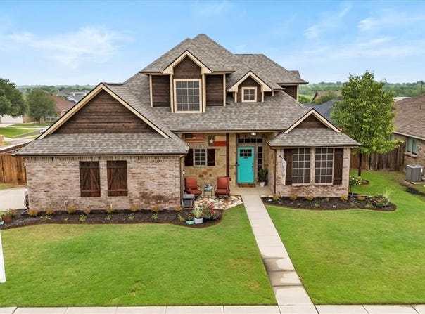 4023 Wagon Wheel Drive, Sanger, TX 76266