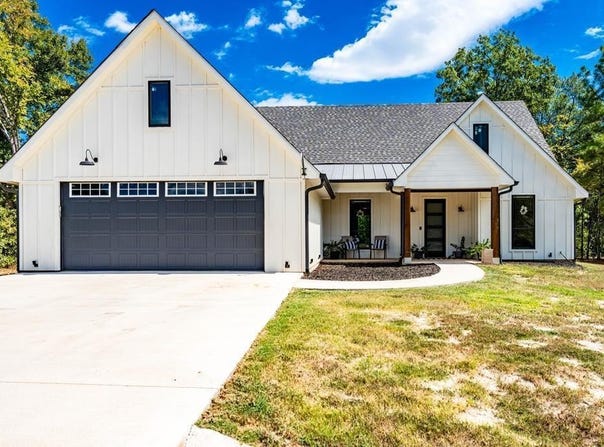 230 Lakeview Cir, Eustace, TX 75124