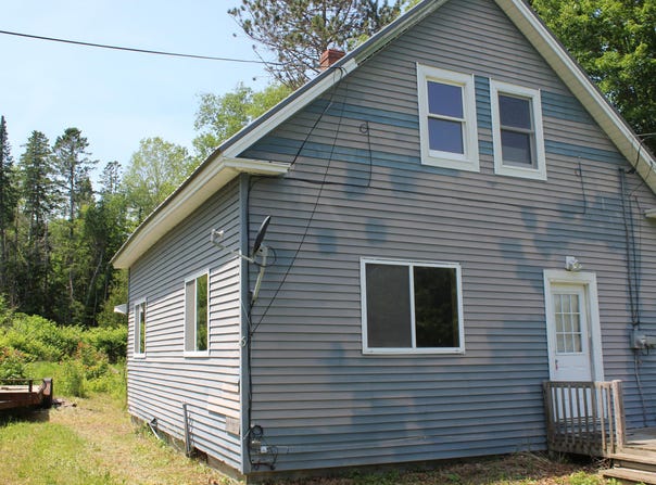 9 Extract Road, Sherman, ME 04776