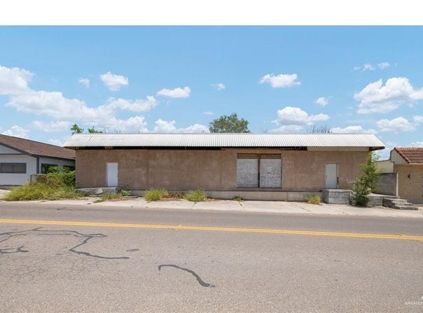 204 W San Antonio Street, Rio Grande City, TX 78582