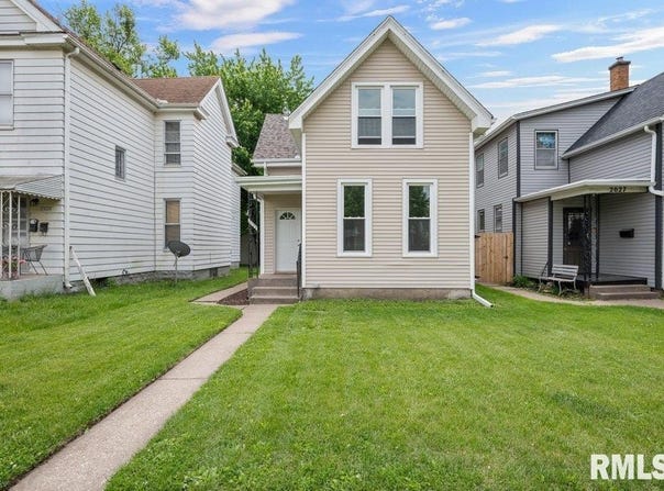 2025 W 3RD Street, Davenport, IA 52802