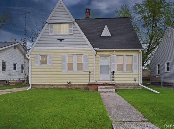 3317 Cheyenne Avenue, Burton, MI 48529