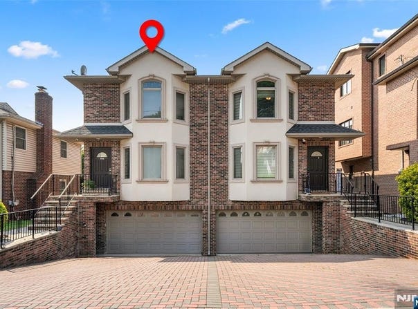 525A Roff, Palisades Park, NJ 07650