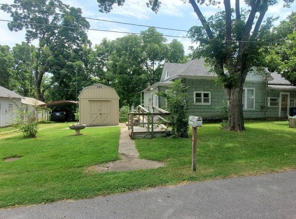 920 N Lafayette, Chanute, KS 66720