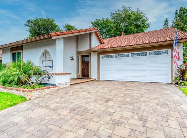 27695 Via Turina, Mission Viejo, CA 92692
