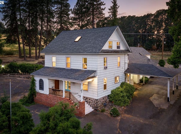 1270 N MAIN Ave, WhiteSalmon, WA 98672