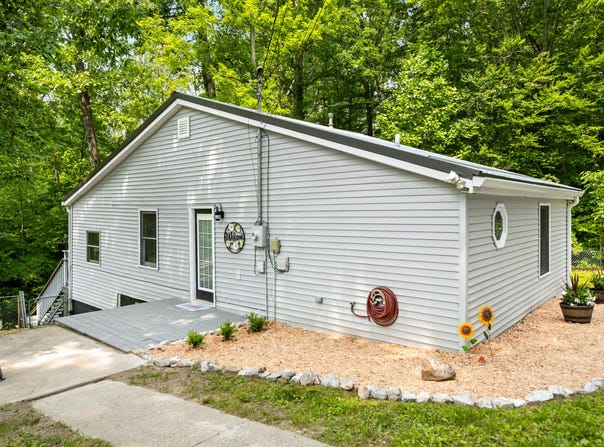8576 Riser Drive, IN 46164
