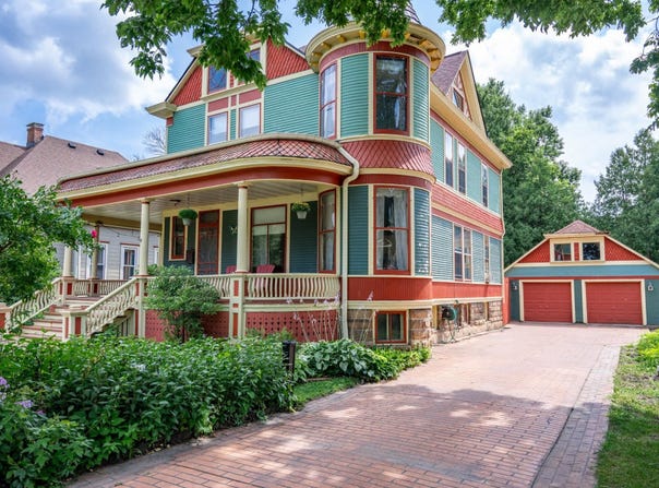 700 E Main Street, Reedsburg, WI 53959