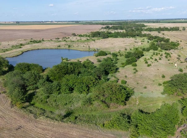 0000 R5 Road, Larned, KS 67550