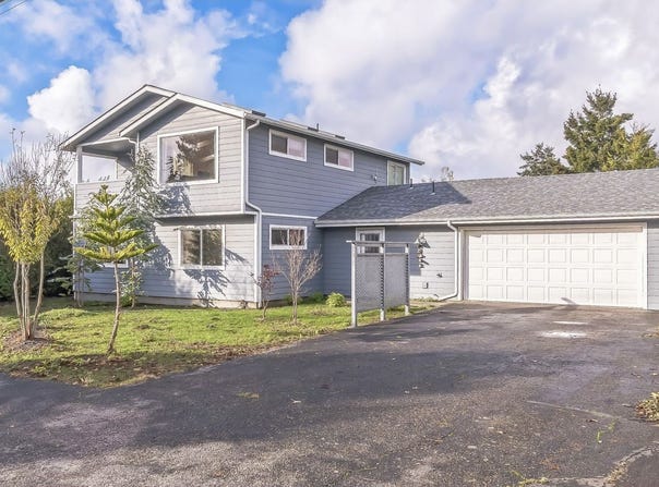 314 S HAZEL St, Brookings, OR 97415