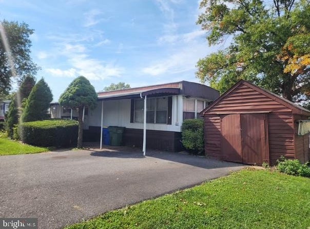 129 SENECA Avenue, DOVER, PA 17315