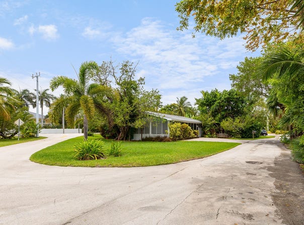 180 Sugarloaf Drive, Sugarloaf Key, FL 33042