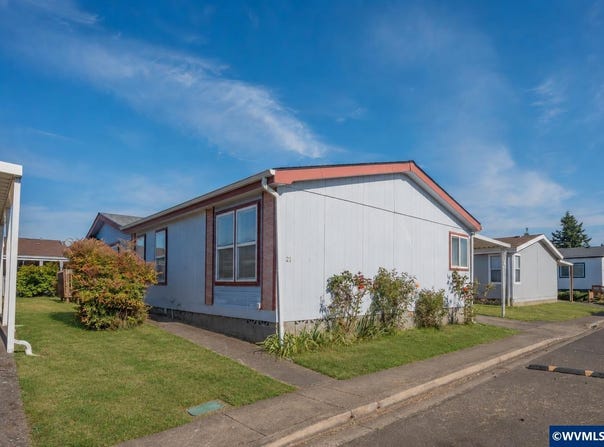 3200 Oak Terrace #21 Dr, Lebanon, OR 97355