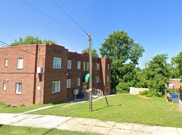 28TH Place SE, WASHINGTON, DC 20020