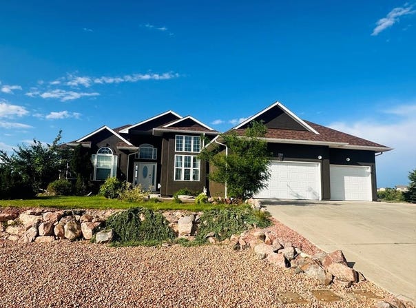 299 W Harmony Dr, Pueblo West, CO 81007