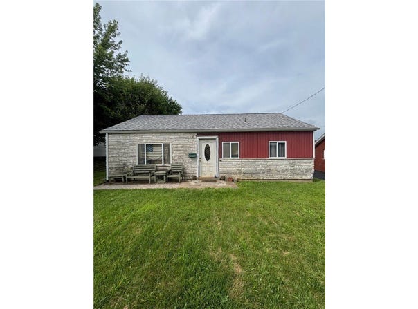 1006 Woodland Ave, McKeesport, PA 15133