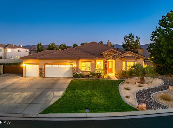 41703 Firenze Street, Lancaster, CA 93536