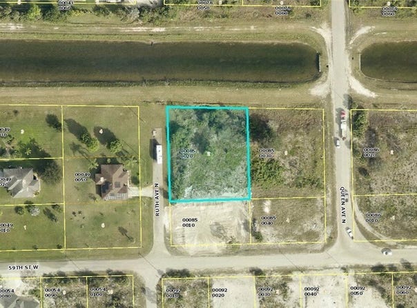 5904 Ruth Avenue N, Lehigh Acres, FL 33971
