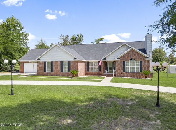 5187 Woodgate Way, Marianna, FL 32446