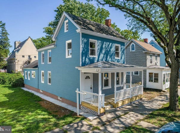 15 S GOVERNORS Avenue, DOVER, DE 19904