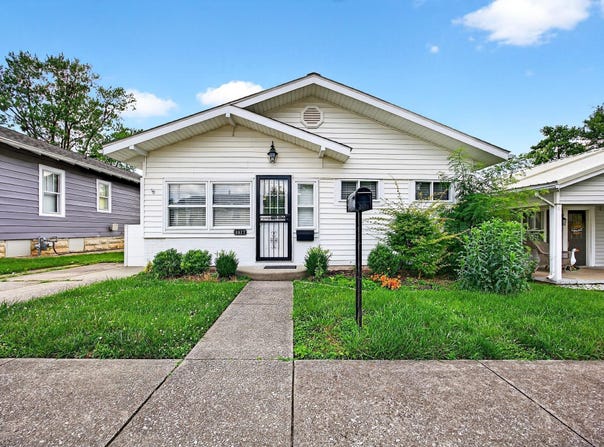 1017 Q Street, Bedford, IN 47421-2821