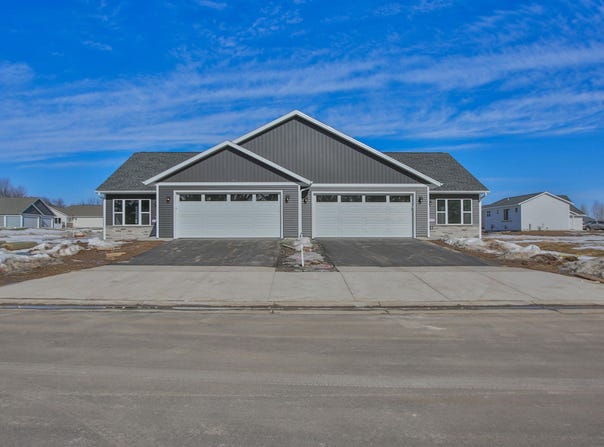 1501 E 23RD STREET, Marshfield, WI 54449