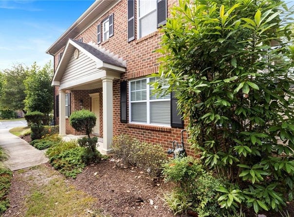 348 Holyoke Lane, Chesapeake, VA 23320