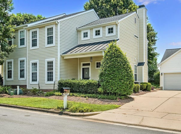 2000 Silky Dogwood Trail Trail, Apex, NC 27502